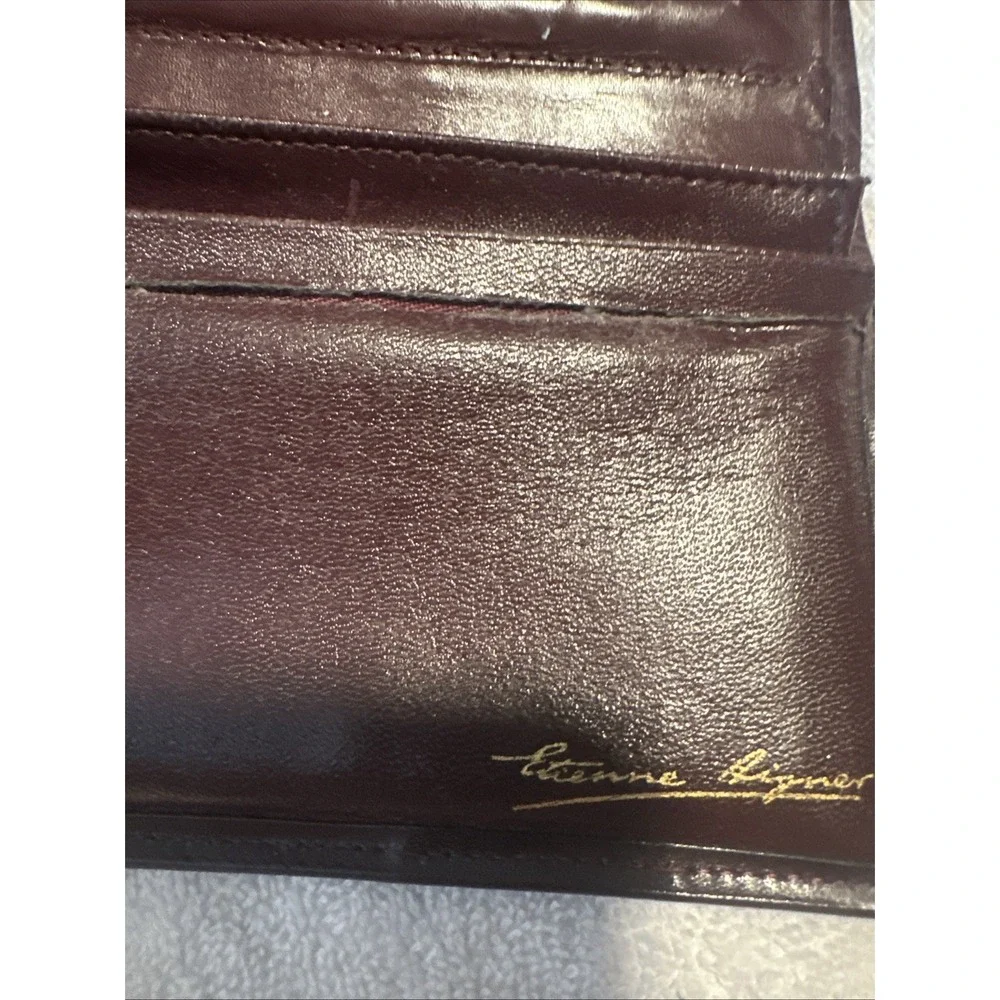 Aigner Billfold Wallet Checkbook With  Cover Burgundy Leather KISS Lock Coin